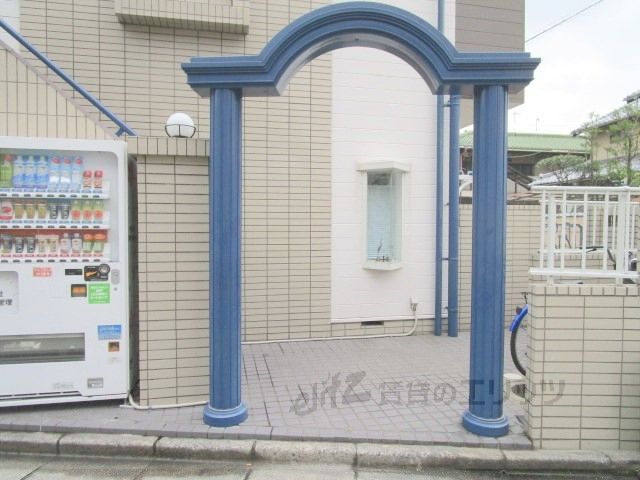 エントランス　エントランス