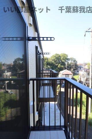 バルコニー　開放的で明るい空間を演出してくれるバルコニーです
