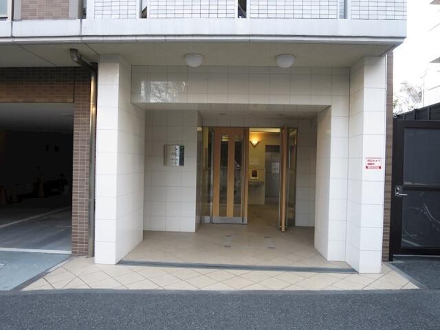 エントランス　?