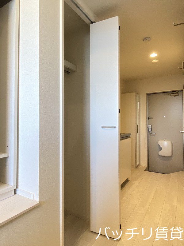 収納　画像は同型タイプの為、現状を優先致します。