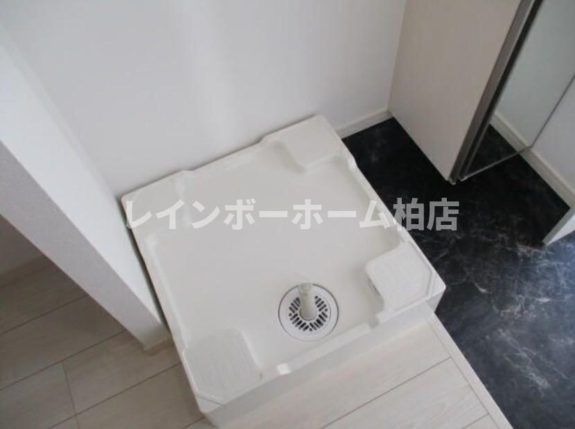 その他設備　室内洗濯機置き場です