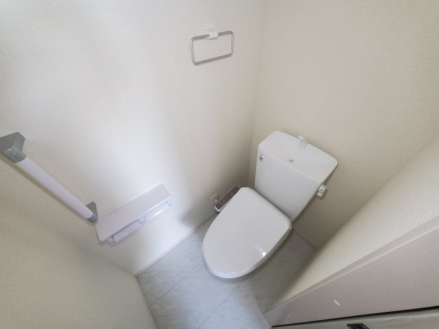トイレ　清潔感のあるトイレです