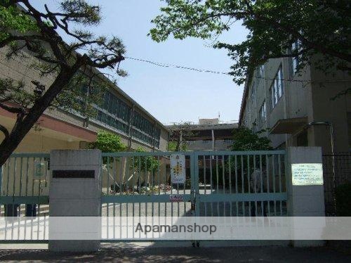 小学校　茨木市立三島小学校（小学校）まで748m