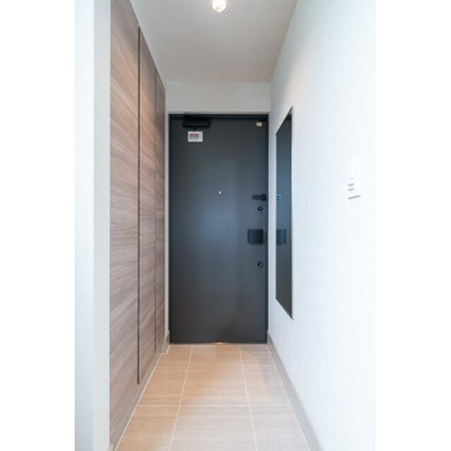 玄関　※写真は同タイプ住戸です。