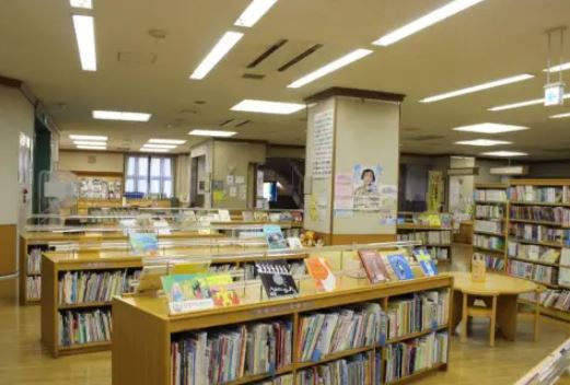図書館　江東区立深川図書館（図書館）まで563m