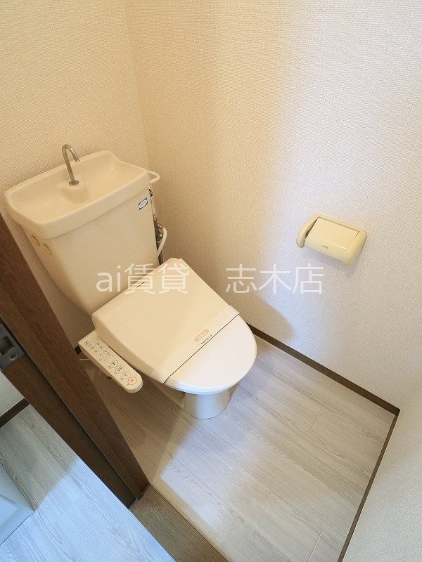 トイレ　※別号室写真