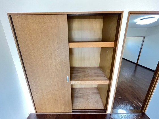 収納　※別部屋の写真です