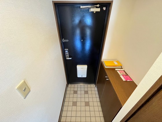 玄関　※別部屋の写真です