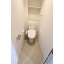 トイレ　※同タイプ別号室写真です