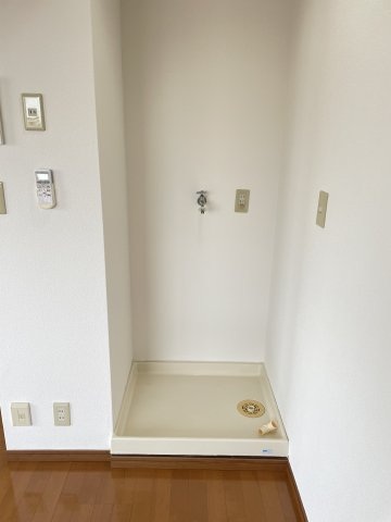 その他設備　洗濯機置場