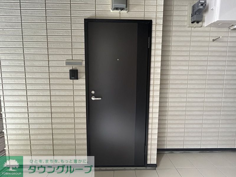 玄関　写真は内装の参考です