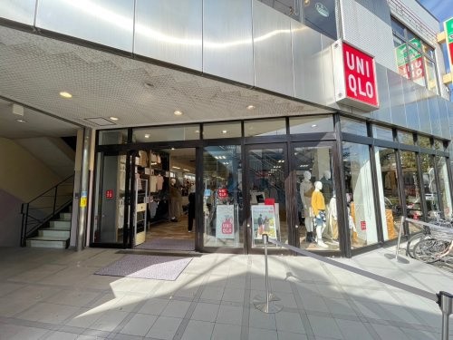 ショッピングセンター　ユニクロ世田谷上町店（ショッピングセンター）まで972m