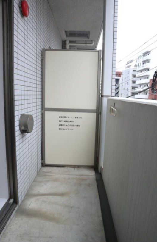 バルコニー