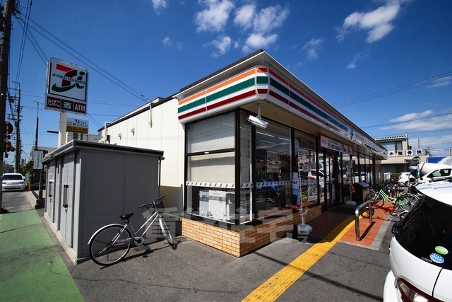 コンビニ　セブンイレブン　東大阪吉松2丁目店（コンビニ）まで328m