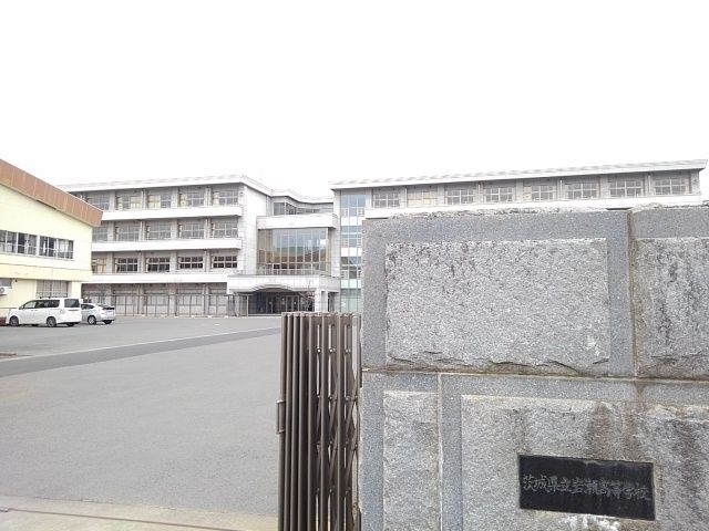 高校・高専　茨城県立岩瀬高等学校（高校・高専）まで700m