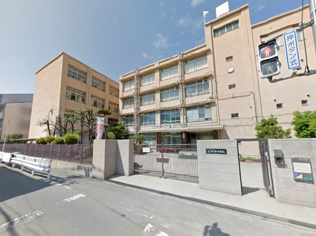 中学校　大阪市立瓜破西中学校（中学校）まで1083m