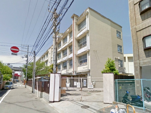 小学校　大阪市立瓜破北小学校（小学校）まで511m