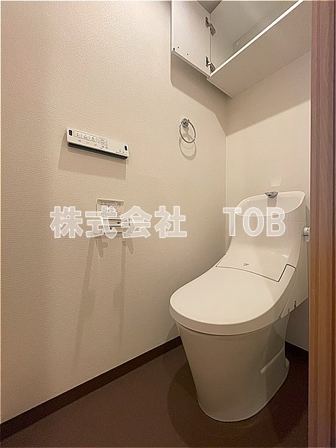 トイレ　※クリーニング完了前※