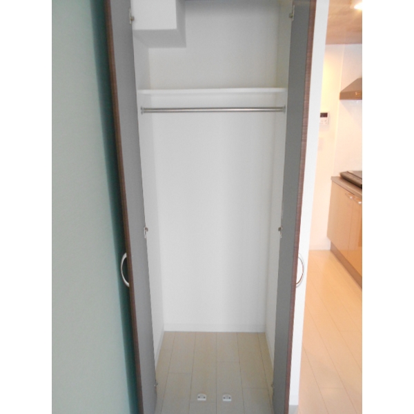 収納　※同物件、別部屋の写真です。