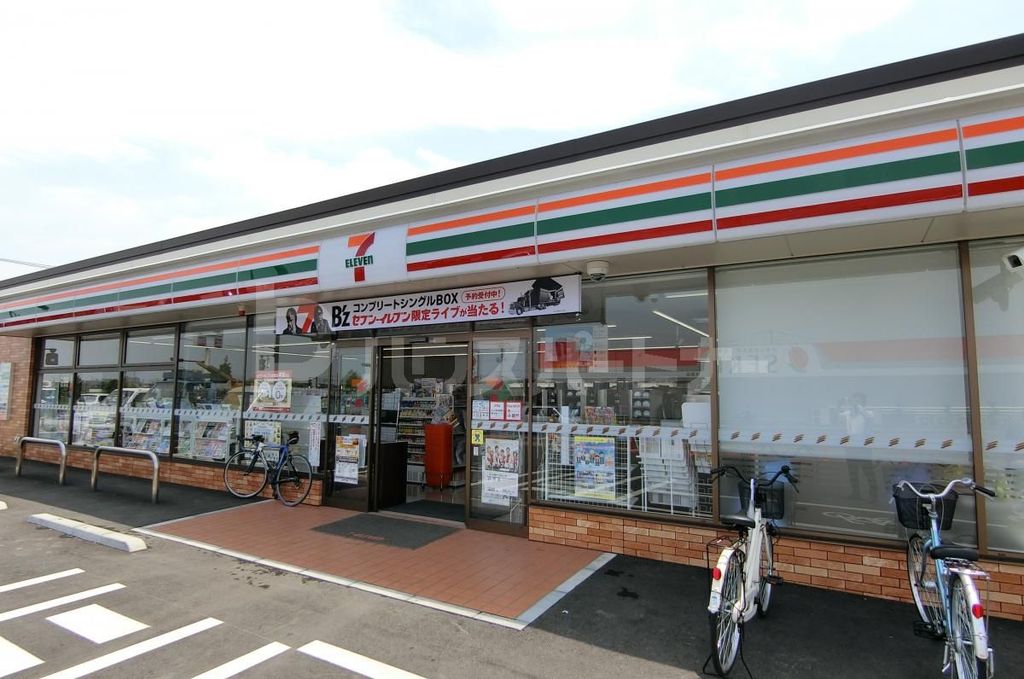 コンビニ　セブンイレブン越谷西大袋店（コンビニ）まで480m