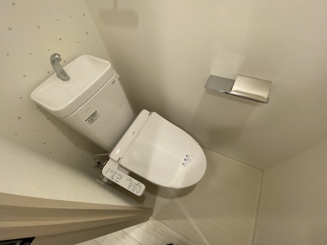 トイレ　落ち着いたトイレです