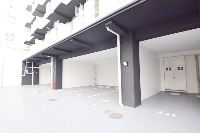 その他共有部分　★★屋根付き駐車場あります★★