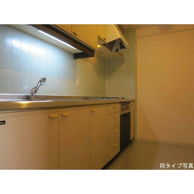 キッチン　※同仕様写真含む