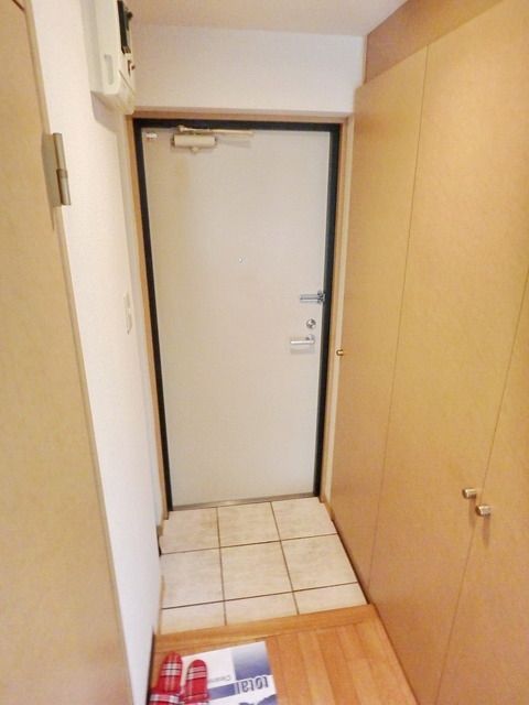玄関　★収納付き玄関★