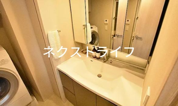 洗面設備　家具家電はついておりません。