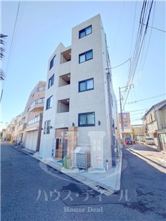 建物外観　外観は落ち着いています