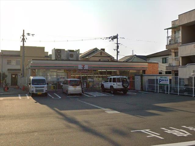 コンビニ　セブン－イレブン豊中螢池東町店（コンビニ）まで774m