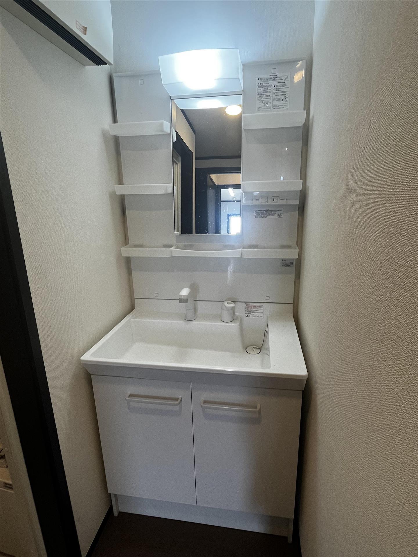 トイレ　洗面台