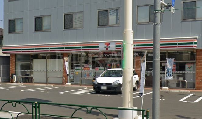 コンビニ　ファミリーマート橋本七丁目店（コンビニ）まで80m