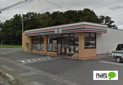 コンビニ　セブンイレブン太田市内ケ島店（コンビニ）まで451m