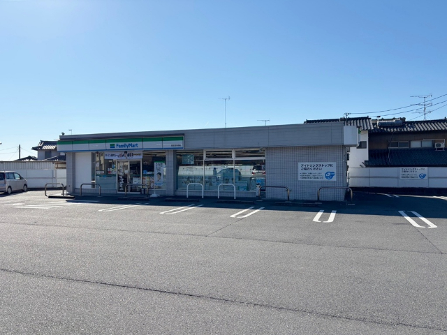 コンビニ　ファミリーマート富士宮大岩店（コンビニ）まで904m