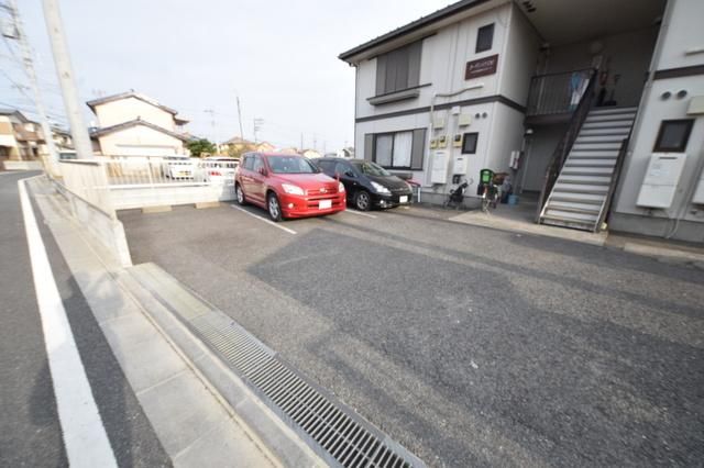 駐車場　☆内見のご予約はタウンハウジング八王子店まで☆