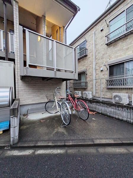 駐車場　駐輪場