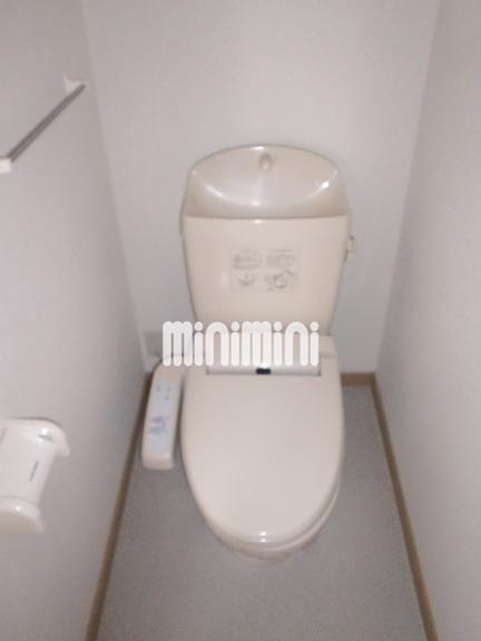 トイレ　清潔感のあるトイレです。
