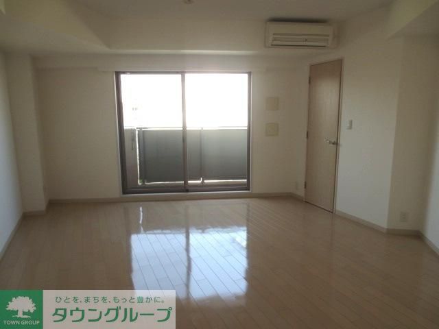 居室・リビング　※別部屋参考写真