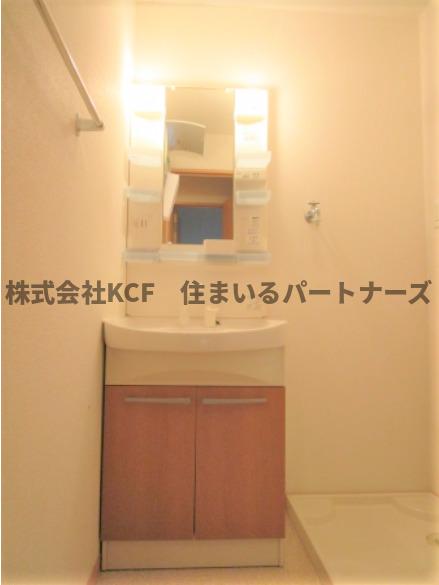 洗面設備　忙しい朝には欠かせない洗面所です