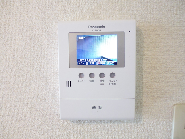 セキュリティ　来訪者が確認できるＴＶモニタ付ドアホン！