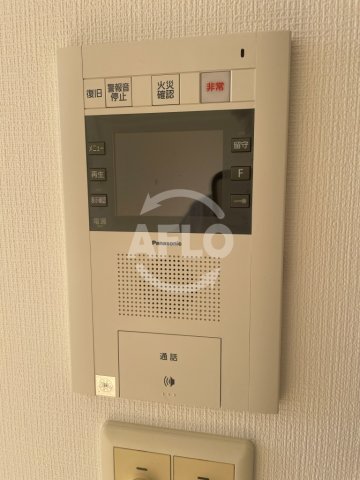 セキュリティ　レジュールアッシュ梅田WEST　モニター付きインターホン