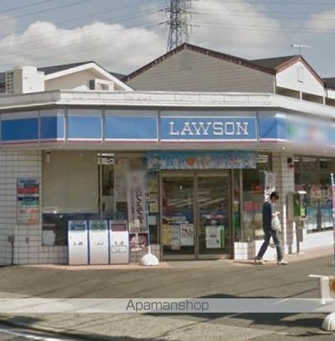 コンビニ　ローソン伊勢原千津店（コンビニ）まで513m