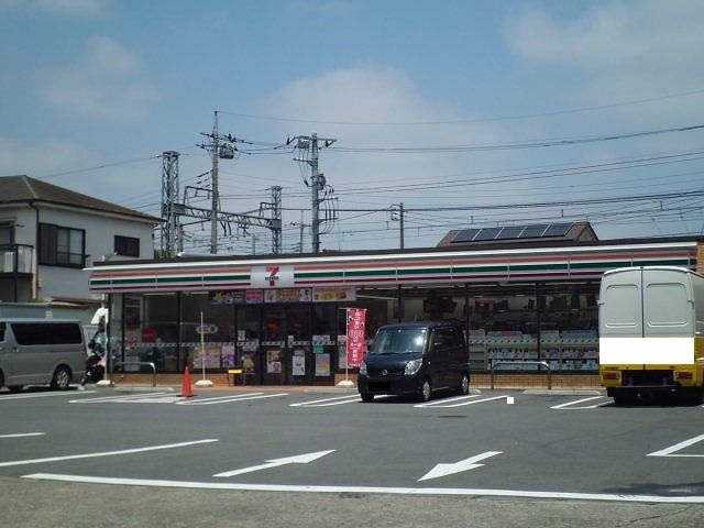 コンビニ　セブンイレブン（コンビニ）まで400m