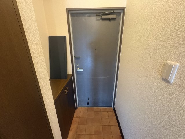 エグゼ江坂の玄関写真