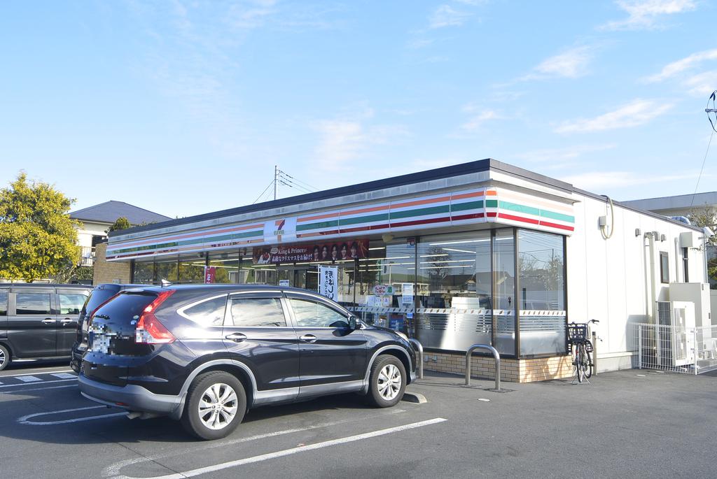 コンビニ　セブンイレブン水戸千波中央店（コンビニ）まで612m