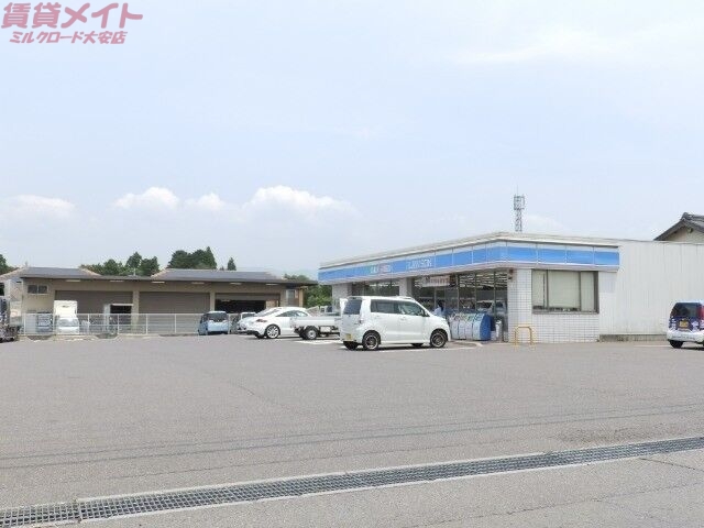 コンビニ　ローソンいなべ大安店（コンビニ）まで372m