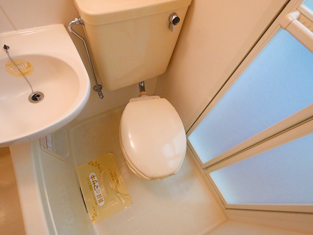 トイレ　清潔感のあるトイレです