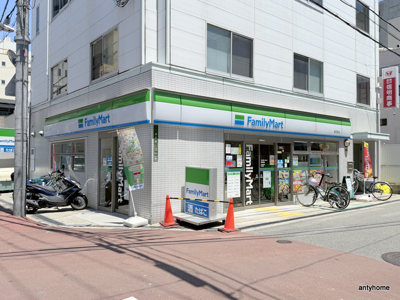 コンビニ　ファミリーマート 浪花町店（コンビニ）まで403m