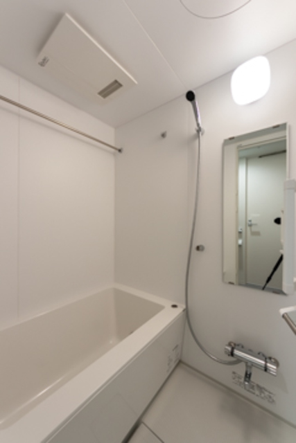バス・シャワールーム　※写真は同タイプ住戸です。